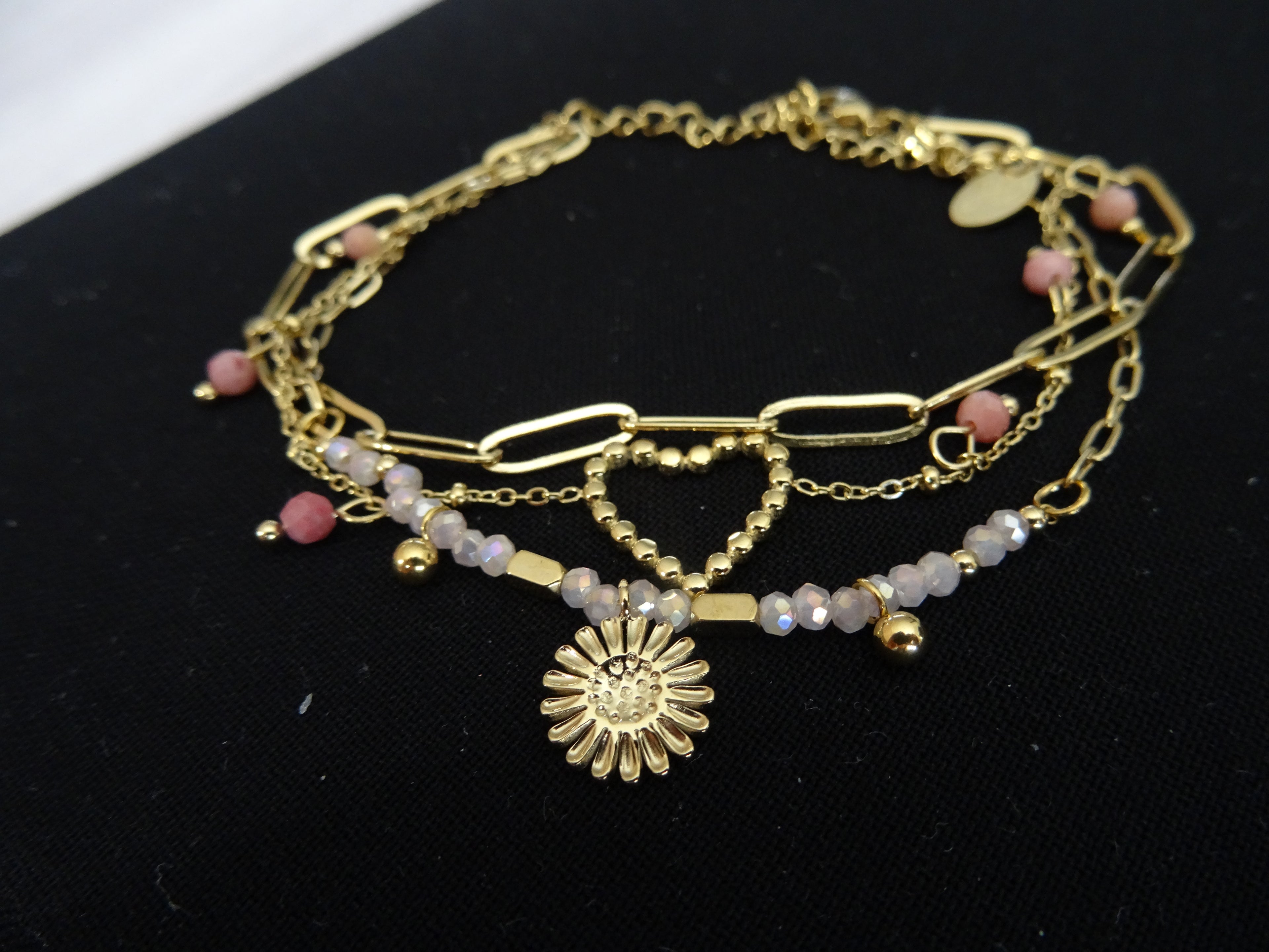 Gekruiste Armband met Sprankelende Steentjes